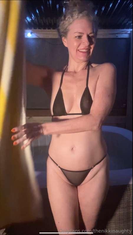 Some steamy wet midnight hot tub dildo play.I take off my sl..