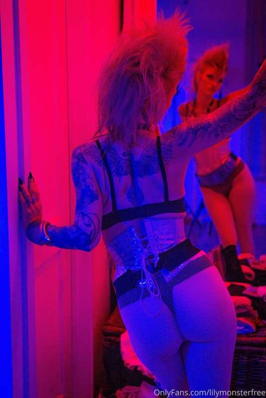 lilymonsterfree image #0