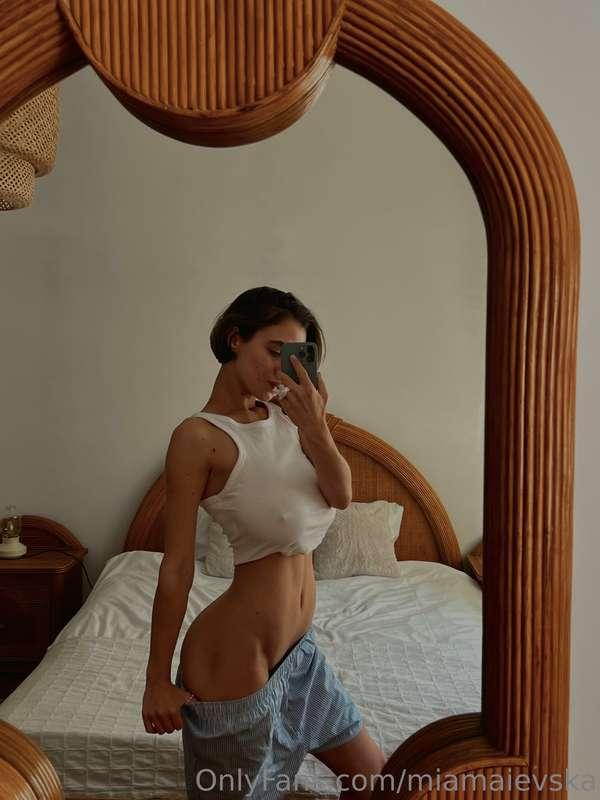 How do you like my new outfit? ☺️