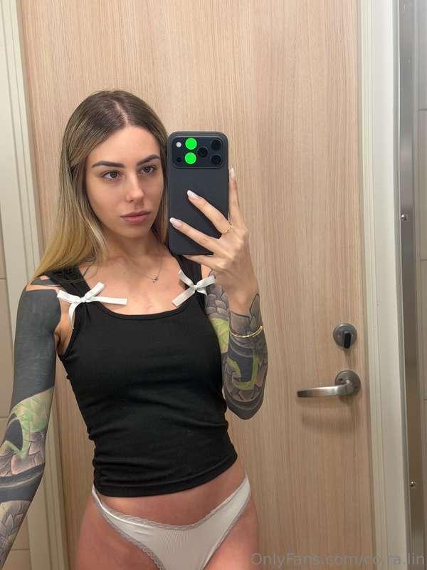 un po' selvaggia un po' ragazza dello Zoo di Berlino 🐆 se ha..