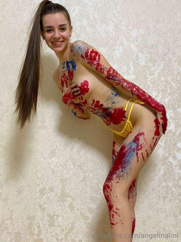 Would you like to play a game with body paints on my skin? 😉..