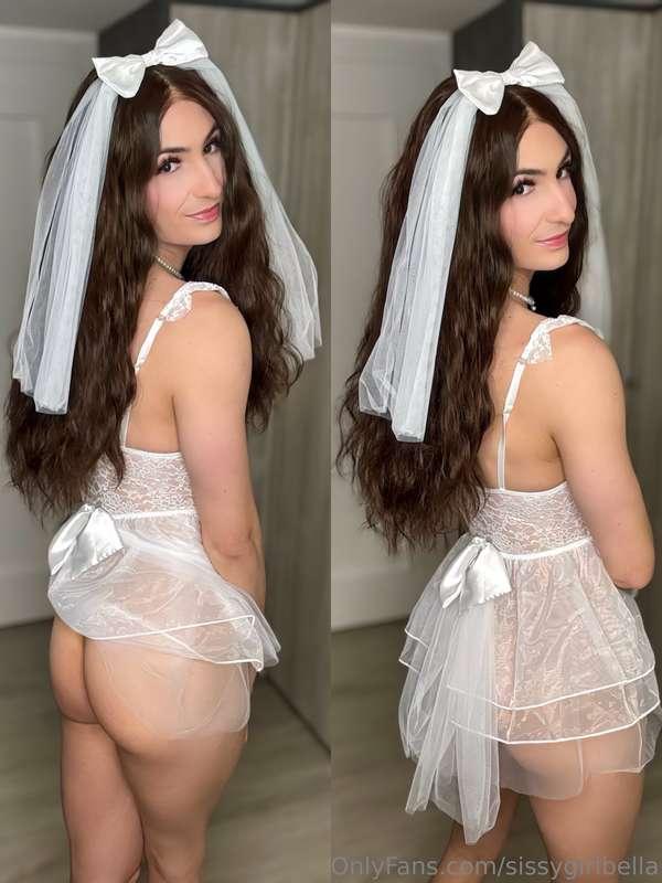 Would you bury your face in my tushy? 😇🍑