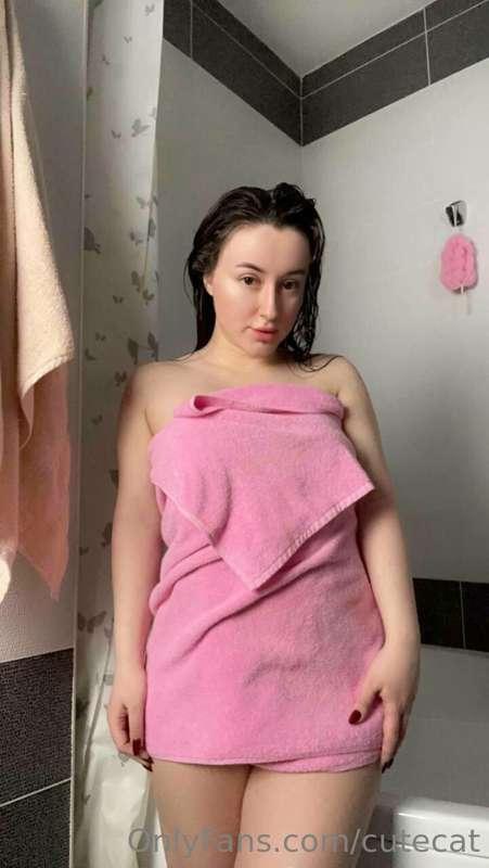 I'm tired of showering alone, will you keep me company?🥵