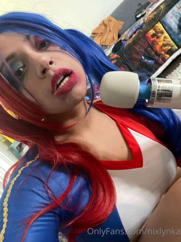 Harley Quinn wants to have some fun😈