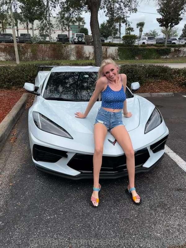 Name a better combo than fast cars and hot women! I'll wait!..