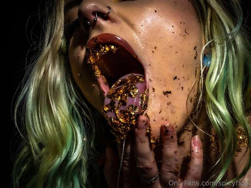 The taste of Gold photo by partialtomoonlight Gold leaf body..