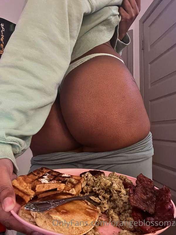 What are you eating first? 🥰