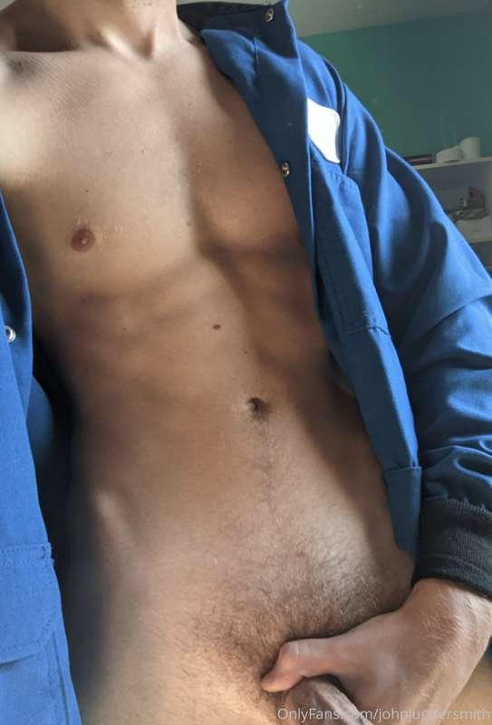 Rip off my labcoat and suck me off NOW 😈😘