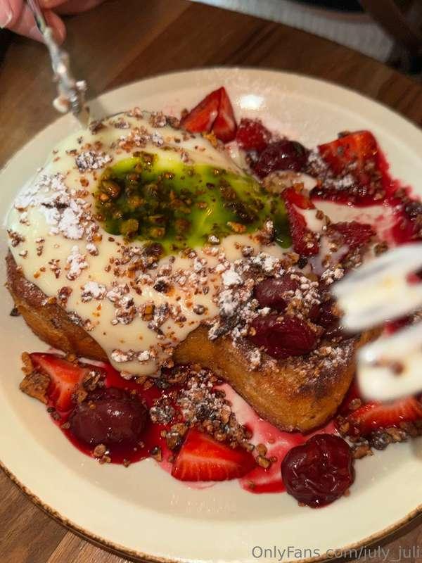 Sometimes I just need to savor something 😋  Like this little..