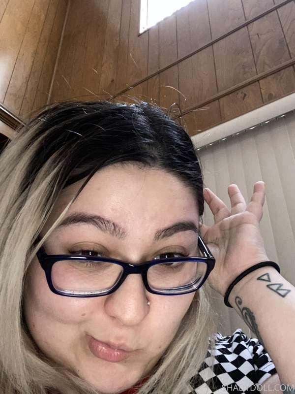 Does nobody like my cute face???? 😫