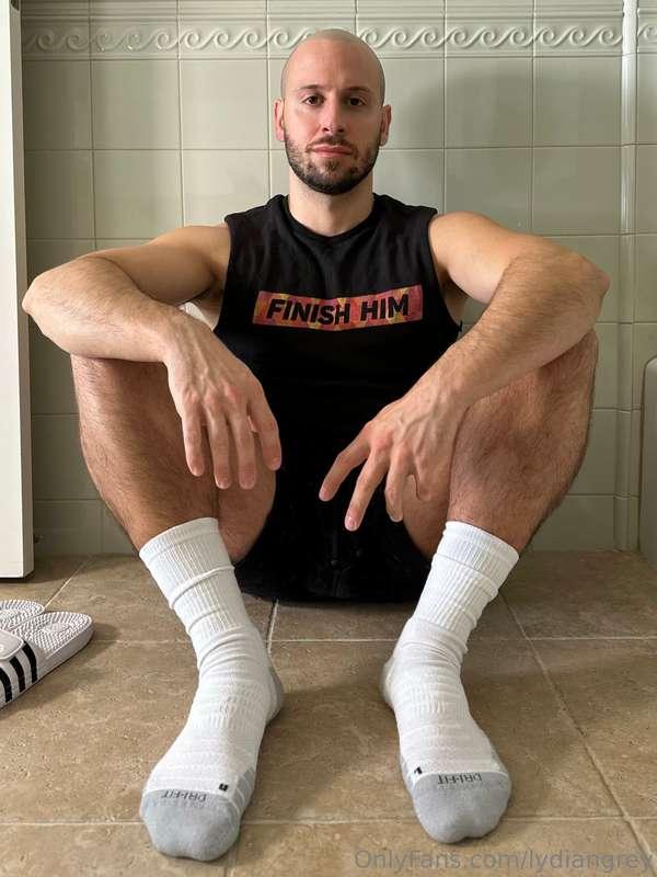 🧦 ✌🏼