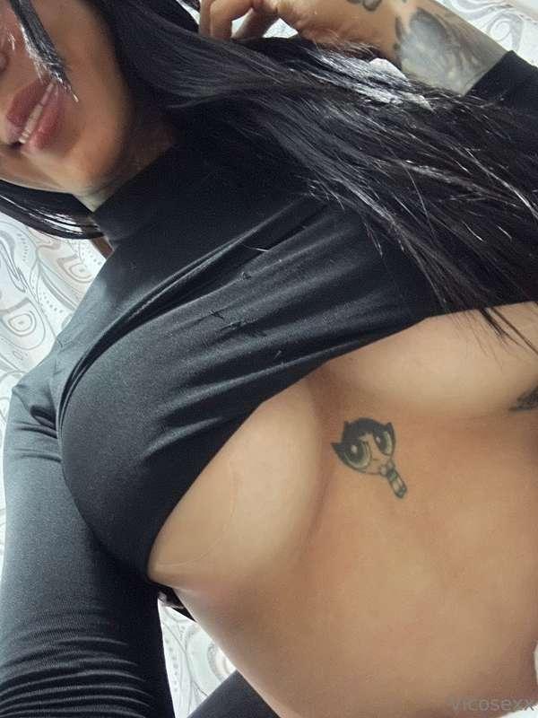 💋