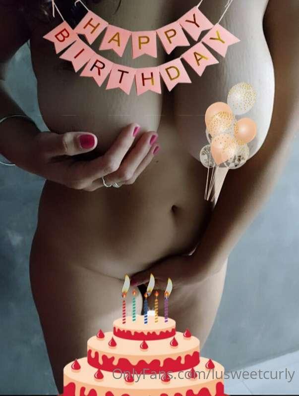 My birthday is getting closer 🎈✨ Do you want to see how I ha..