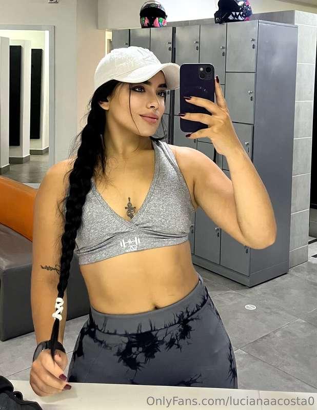 Eat clean, train mean, stay lean. 🏋️‍♂️