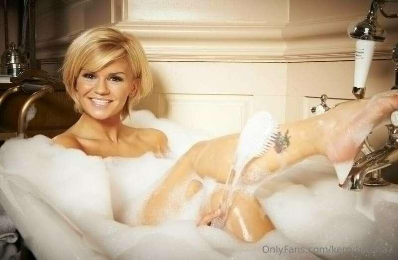 kerrykatona7 main image