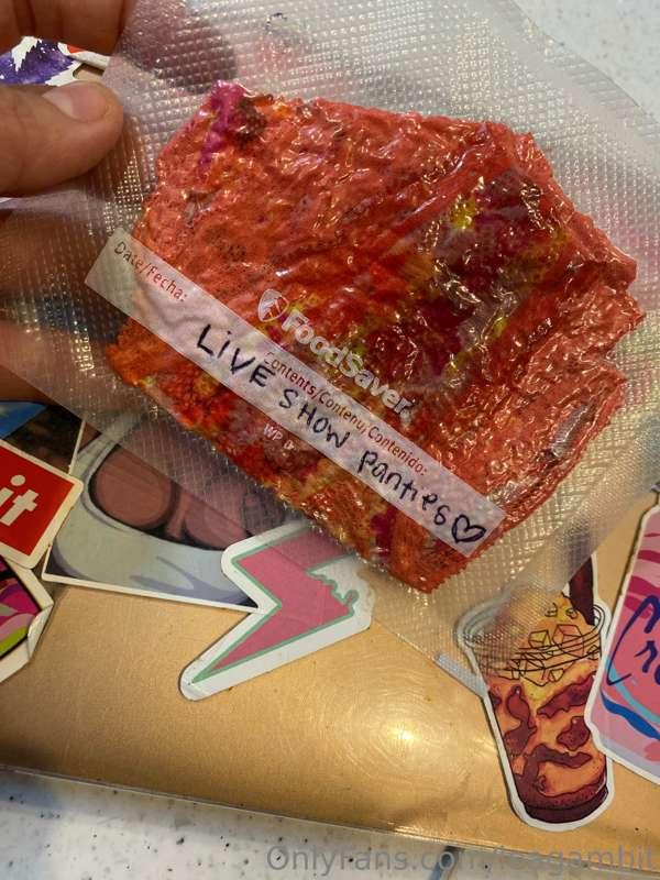 Mmmm imagine stroking your dick while holding these up to yo..