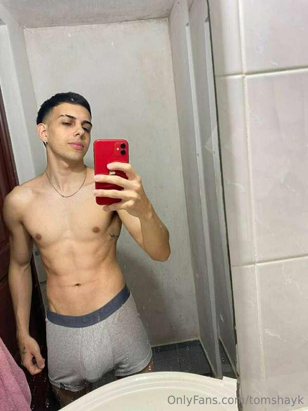 🔥🔥 FREE SUBSCRIPTION  🔥🔥

Sexting
👨🏻‍🤝‍👨🏼 Virtual Boyfriend
..
