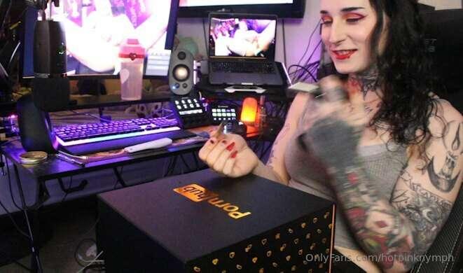 Super fun, intimate video tomorrow 🥰