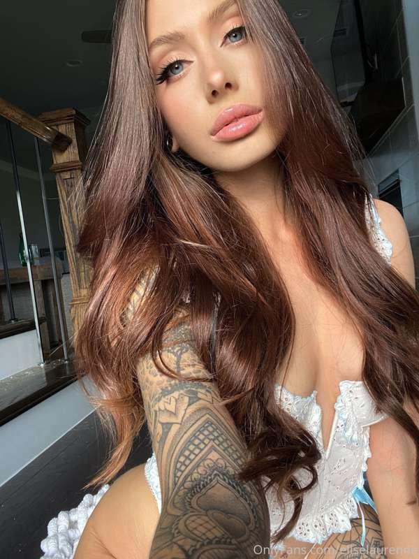 eliselaurenne image #1