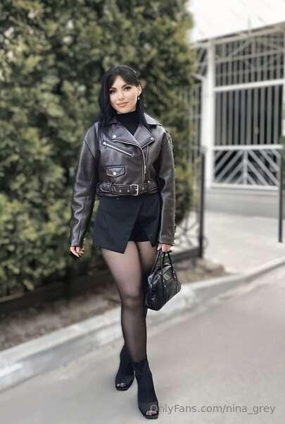Hi there ! 💬✨ I’m Sophie @sophie.cutie — the kind of girl wh..