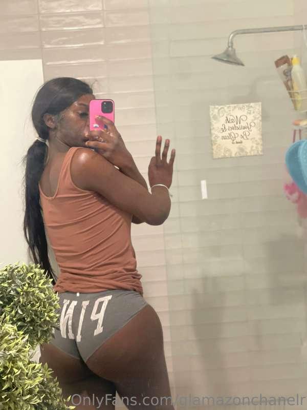 glamazonchanelr image #0