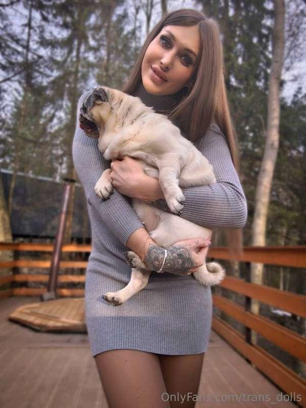 Such a sweet puppy🐶! Do you want me to hug you like I hugged..