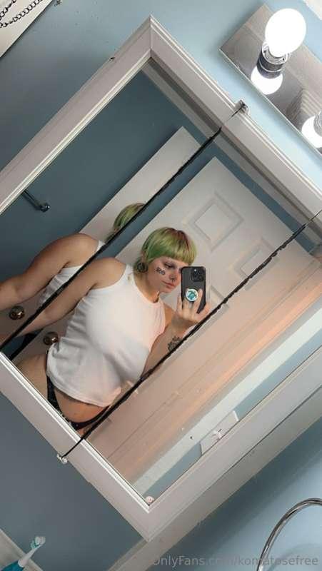 I am still here. Sorry I’ve been hella inactive, I’ve been d..