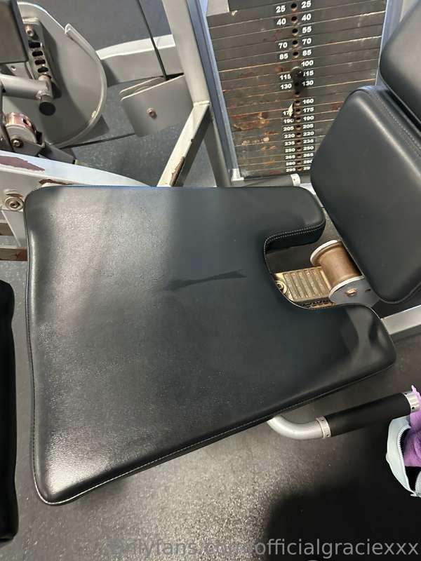 how i leave the seats at the gym on leg days 😂 who wishes th..