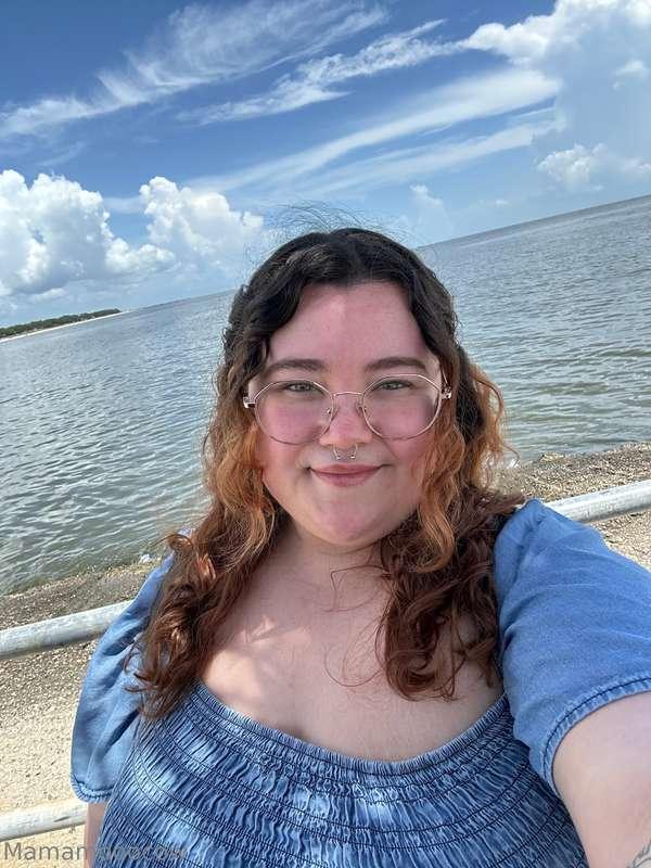 hot day but ate lots while looking cute 