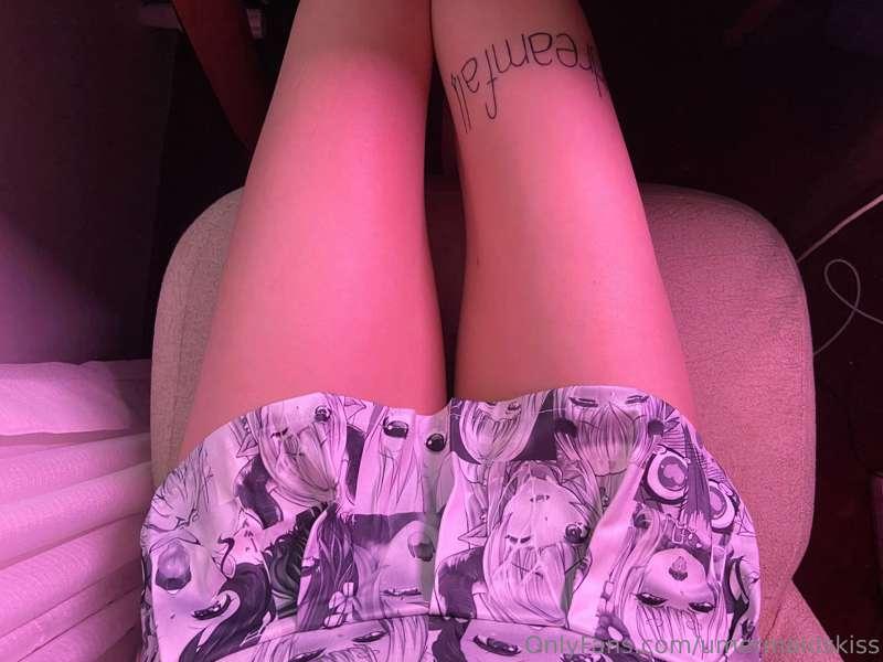 How do you like my skirt? ☺️
