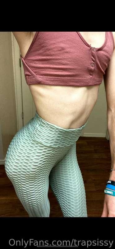 My favorite leggings 🥰