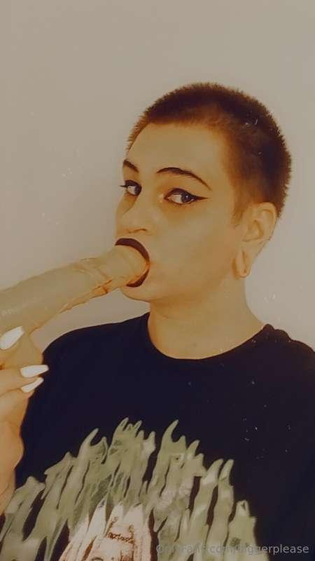 Oh BTW I cut all my hair off, shaved headass bitch over here..