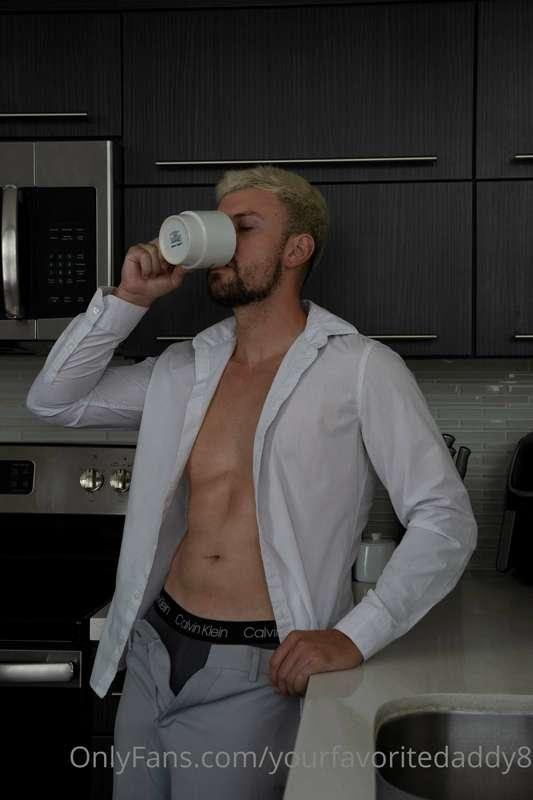 Take a sip, babe💦😋