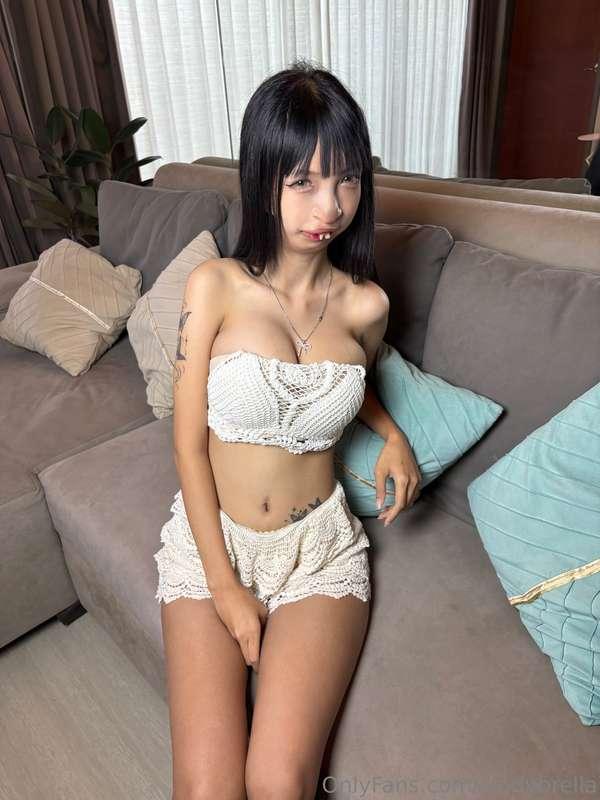 wanna keep me company? 🤍