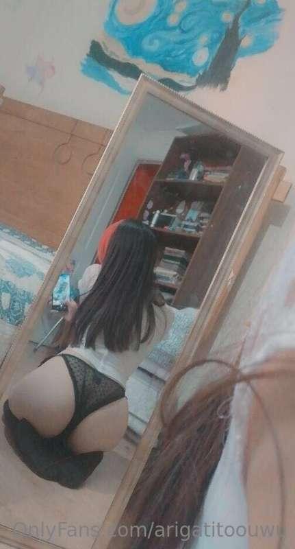 Estaba mojadita jsjsjs 
Gentesita no hay contenido en pareja..