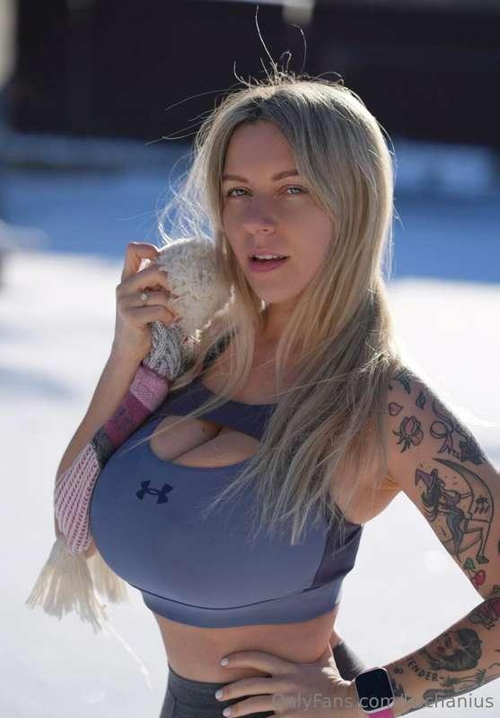 Winter’s almost over and it means I can shop for new mini bi..