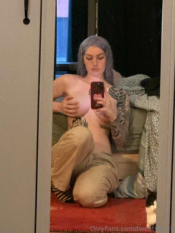 tweetylaura image #1