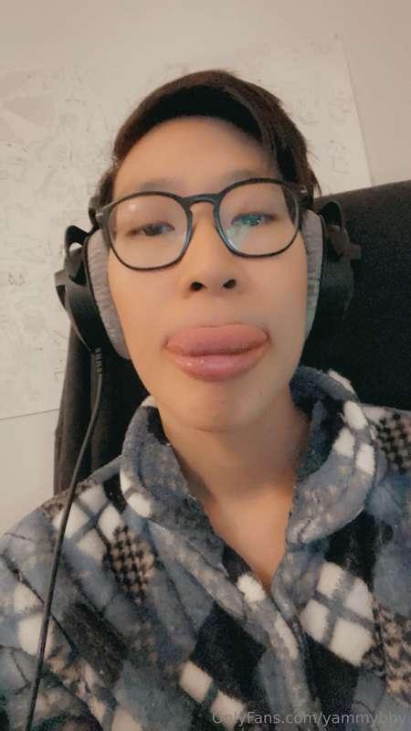Wanted to do a goofy photo. This is how I would look if I ha..
