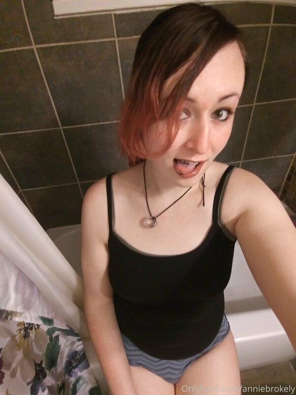 anniebrokely image #1