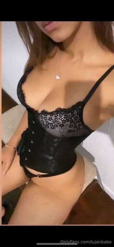 🇦🇷💓  @barbieferrari  💓🇦🇷

🎀ONLINE FOREVER! 

Queen of Sextin..