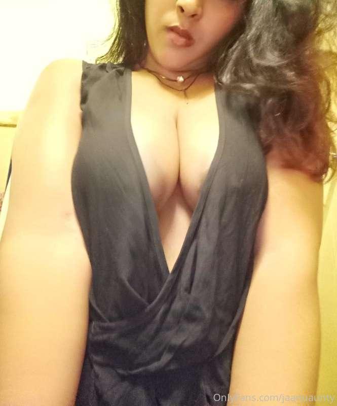 Flashing is my passion 🍑🍑🍑 unlock for $5 💘💘💘
