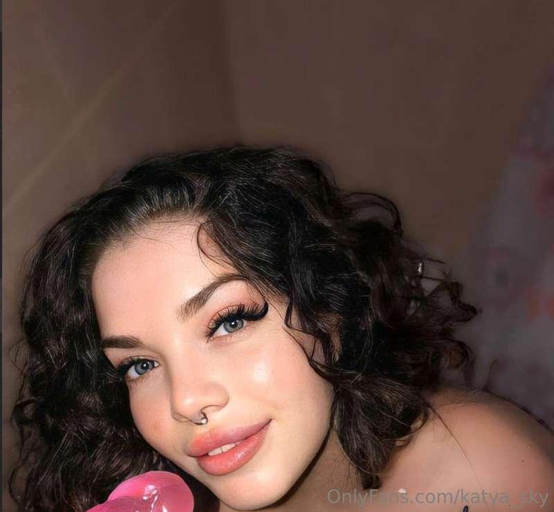 😈𝐅𝐑𝐄𝐄 𝐒𝐔𝐁𝐒𝐂𝐑𝐈𝐏𝐓𝐈𝐎𝐍😈
💦💦 @julia_juice will be YOUR superwoman ..