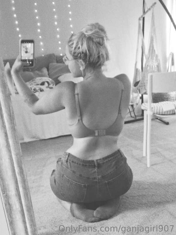 Just thought I looked extra curvy