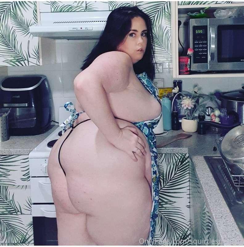 Would u let me cook your dinner wearing this