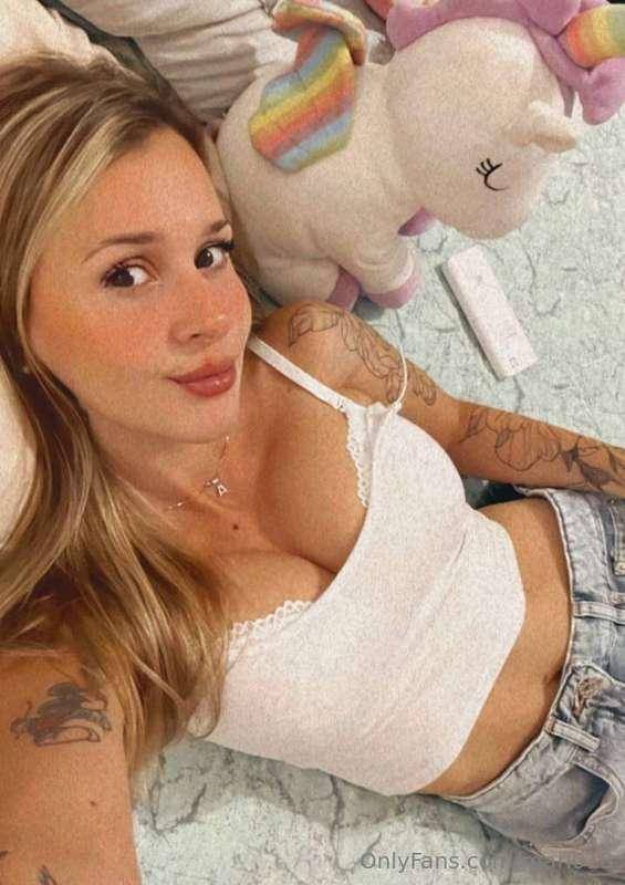 @barrbiexxx @barrbiexxx I’m a tender and sweet girl but afte..