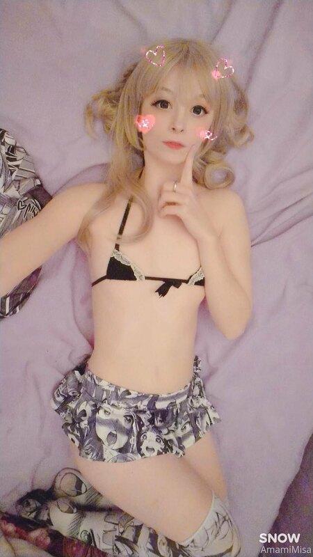 Hi hi~ your little ahegao girl is back! ? And I have a big n..