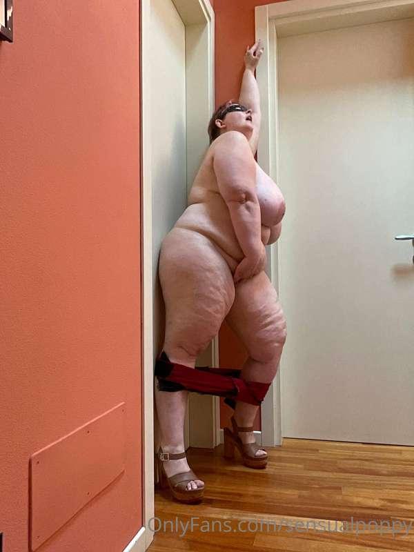 sensualpoppy image #7