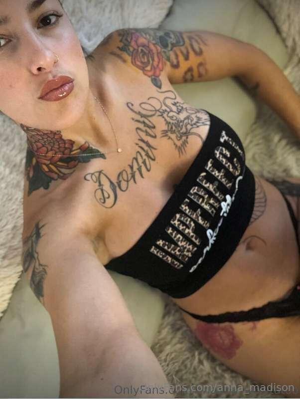 Hello my love! I'm Ariadna @ariadna_sexytatoo🙈😋 this is my f..