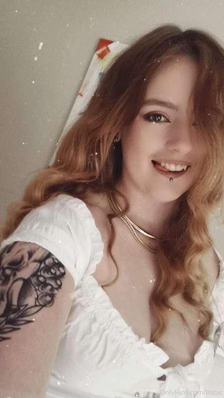 ⚠️WARNING⚠️
Look at this sexy irish tattooed natural redhead..