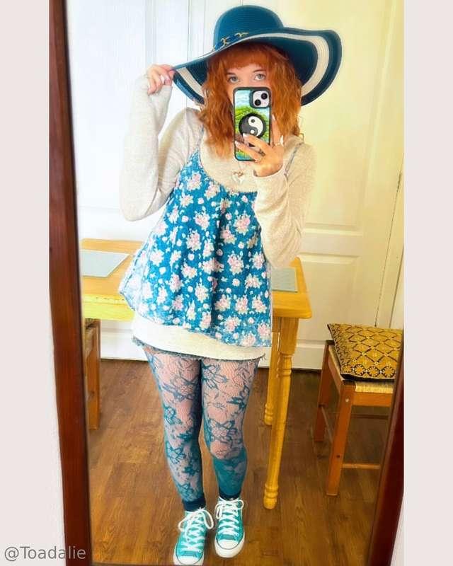 Hey guys, sorry for not messaging so much, i'm away on a sma..